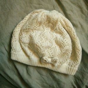 H&M white knit lace slouchy beanie
